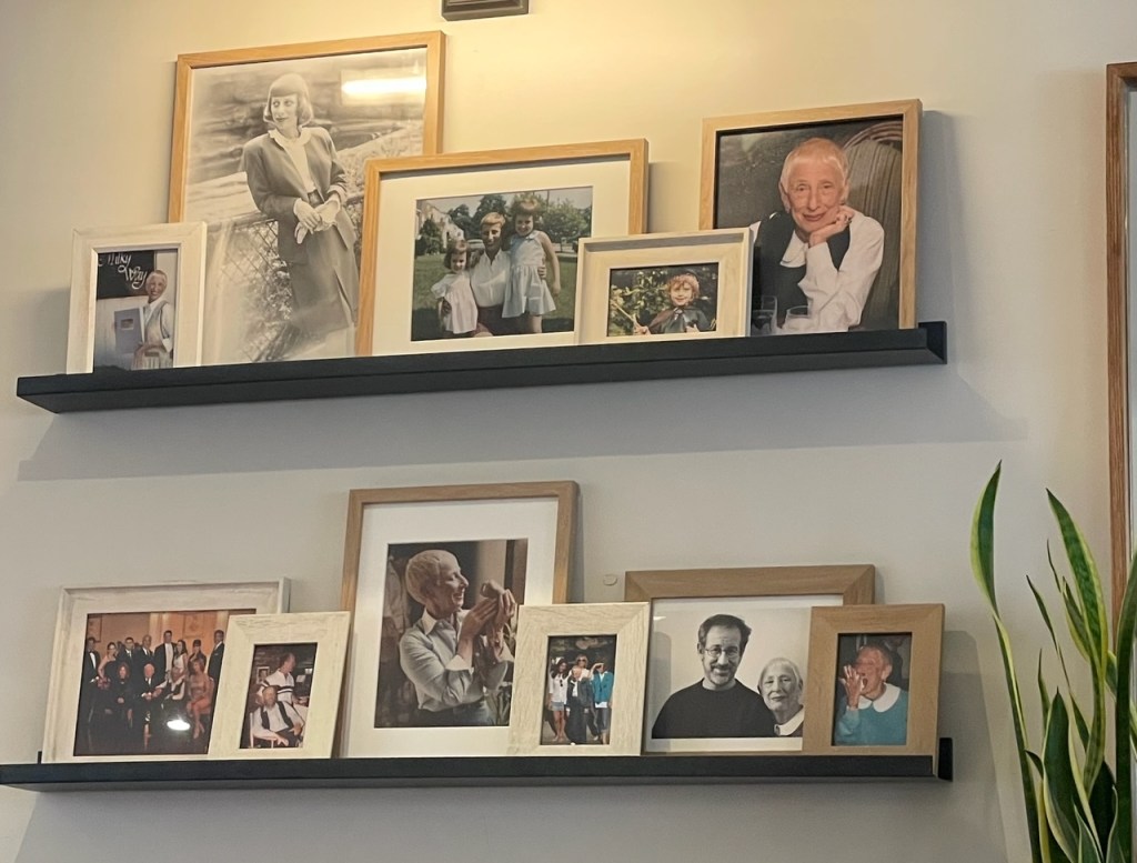 Larry Hits the&nbsp;Lotto